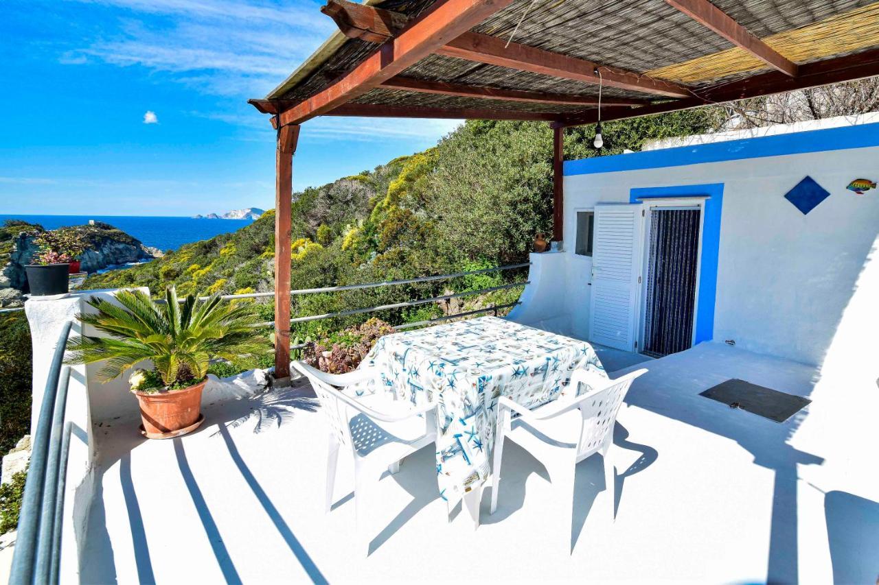 Solemareponza Casa Bougainvillea Esterno foto